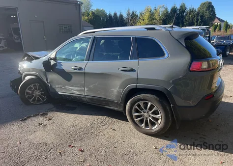 2019 Jeep Cherokee Latitude Plus 4X4 from USA, damaged, VIN 1C4PJMLB7KD486947